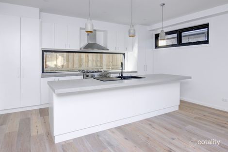 Property photo of 1/18 Young Lane Mornington VIC 3931