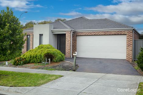 Property photo of 12 Rosyth Way Cranbourne East VIC 3977