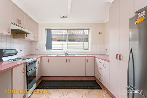 Property photo of 105 Balleroo Crescent Glenfield Park NSW 2650