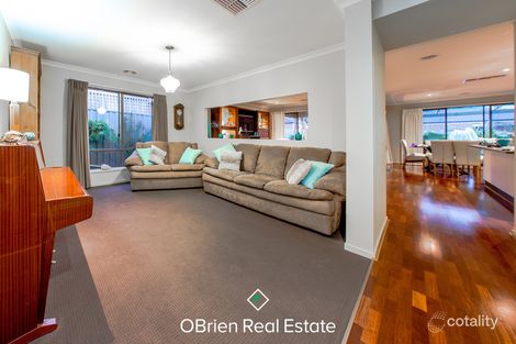 Property photo of 11 Carnavon Street Cranbourne East VIC 3977