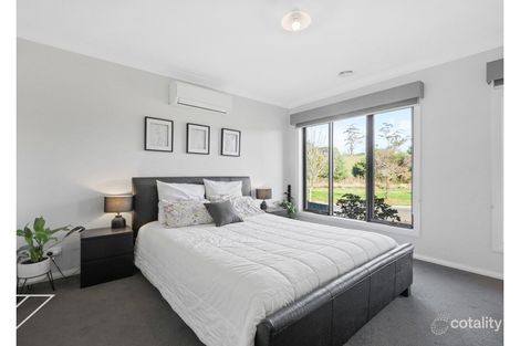 Property photo of 56 McCubbin Drive Warragul VIC 3820