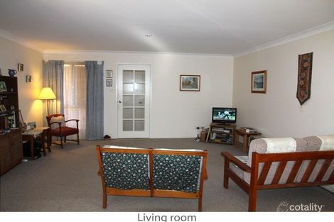 Property photo of 26 Oxley Crescent Mollymook Beach NSW 2539