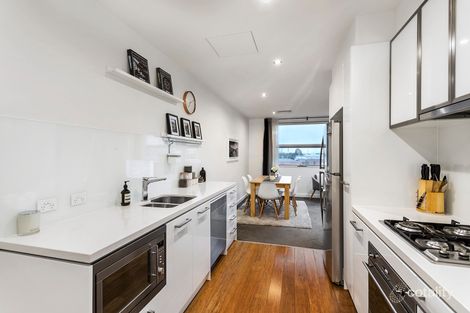 Property photo of 402/18 Bent Street Kensington VIC 3031