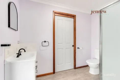 Property photo of 4 Jiloa Way Don TAS 7310