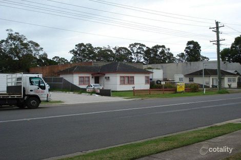Property photo of 28 Aero Road Ingleburn NSW 2565