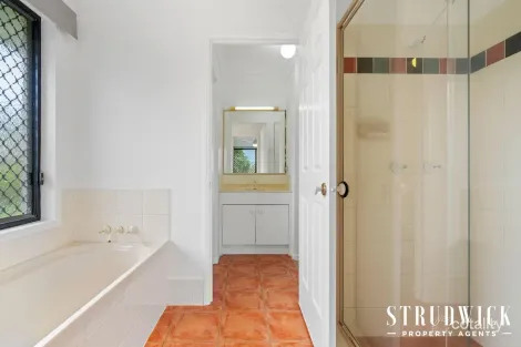 Property photo of 2 Bishop Court Loganlea QLD 4131