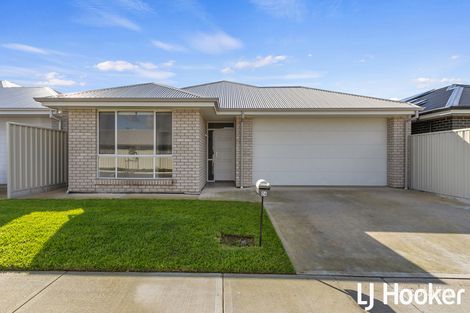 24 Bonham Cres, Munno Para West, SA 5115