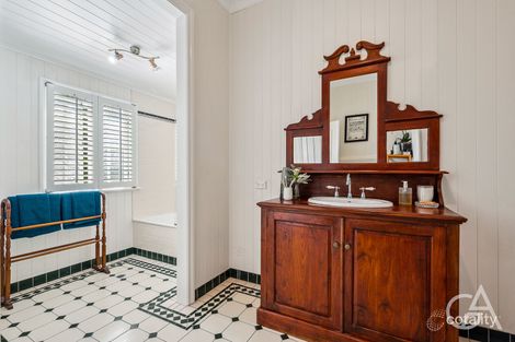 Property photo of 46 Hawthorn Terrace Red Hill QLD 4059