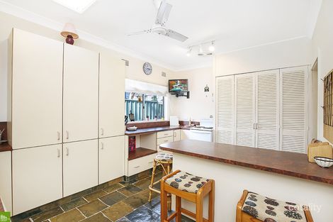 Property photo of 20 Beveles Avenue Unanderra NSW 2526