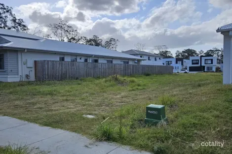 Property photo of 11 Pembridge Place Pallara QLD 4110