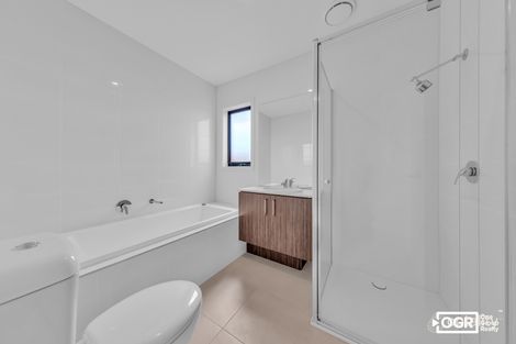 Property photo of 30 Juniperina Circuit Wallan VIC 3756