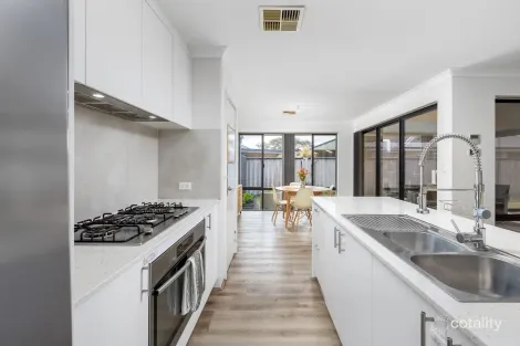 Property photo of 10 Lewana Approach Dalyellup WA 6230