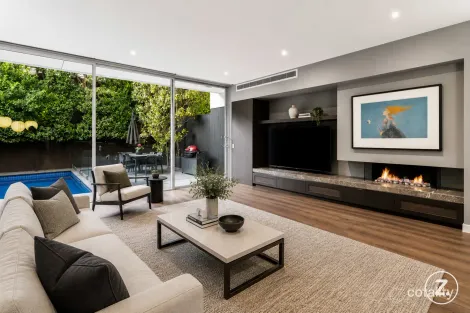 Property photo of 8A Highfield Grove Kew VIC 3101