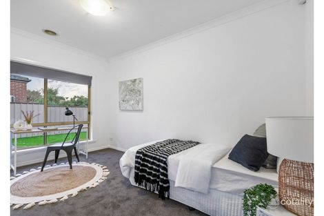 Property photo of 1 Waterside Drive Burnside Heights VIC 3023