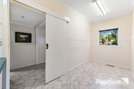 Property photo of 12 Glendale Road Briar Hill VIC 3088