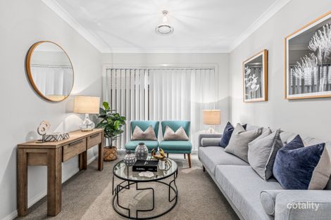 Property photo of 13 Carney Crescent Tallawong NSW 2762