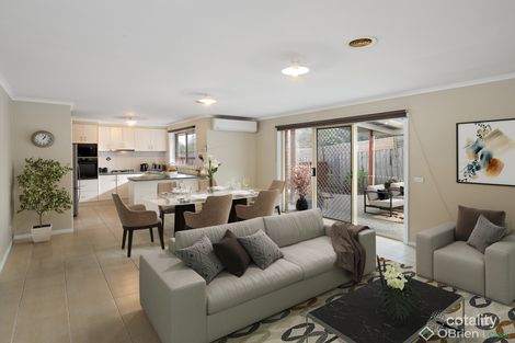Property photo of 12 Palm Square Drouin VIC 3818