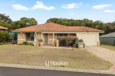 Property photo of 6 Protea Pass Glen Iris WA 6230