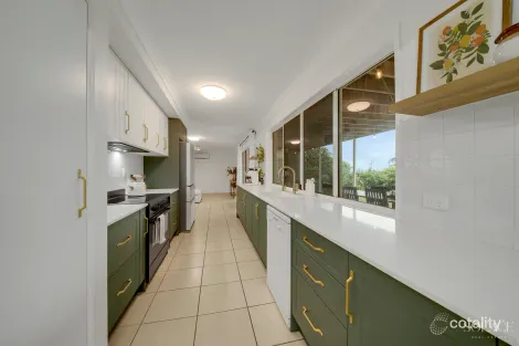 Property photo of 12 Hill Crescent West Gladstone QLD 4680