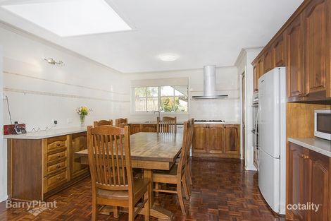 Property photo of 6 Dee Wy Road Narre Warren South VIC 3805