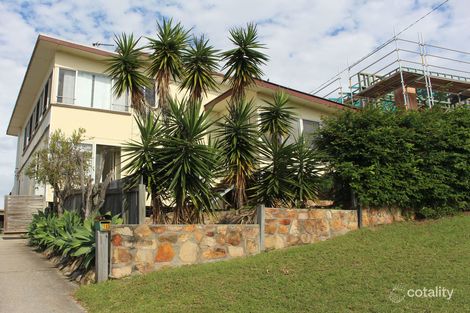 Property photo of 10 Coral Street Tannum Sands QLD 4680