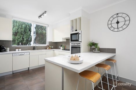 Property photo of 4/6 Wando Grove St Kilda East VIC 3183