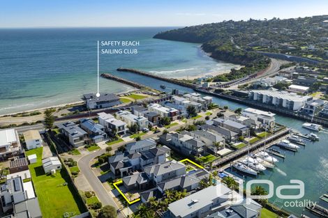 Property photo of 18 Seaspray Close Safety Beach VIC 3936