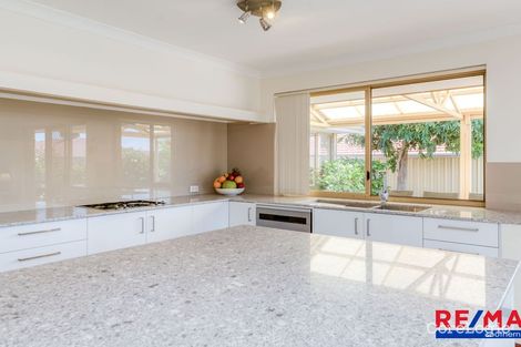 Property photo of 5 Greenlea Rise Leeming WA 6149