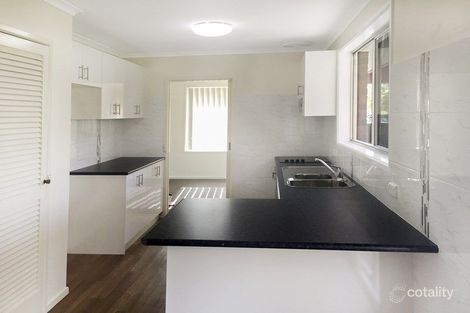 Property photo of 17 Kanangra Crescent Ruse NSW 2560