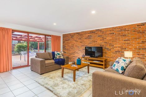 Property photo of 6 Winter Place Jerrabomberra NSW 2619