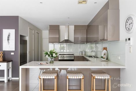 Property photo of 13/19 Coolidge Wynd Macleod VIC 3085