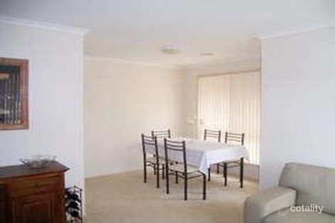 Property photo of 23 Unwin Avenue Jerrabomberra NSW 2619