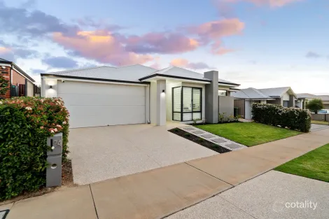 Property photo of 24 Scantling Way Whitby WA 6123