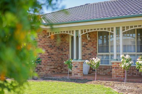 Property photo of 39 Casey Drive Hunterview NSW 2330