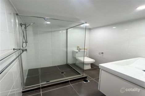 Property photo of 4C/33 Thornton Street Surfers Paradise QLD 4217