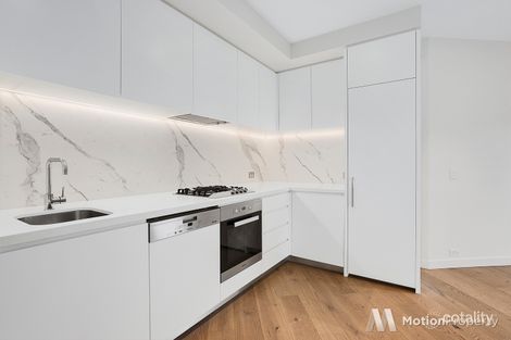 Property photo of 911/77 Queens Road Melbourne VIC 3004