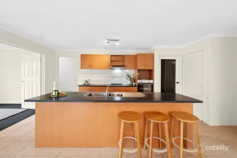 Property photo of 8 Daly Boulevard Highton VIC 3216