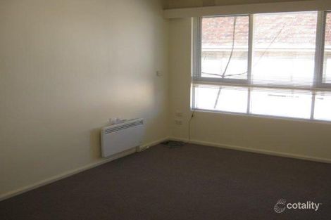 Property photo of 2/31 Madden Avenue Carnegie VIC 3163
