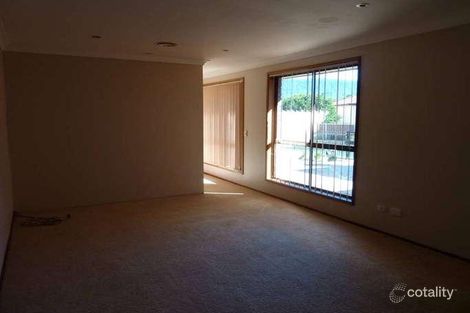 Property photo of 48 Ritchie Crescent Horsley NSW 2530