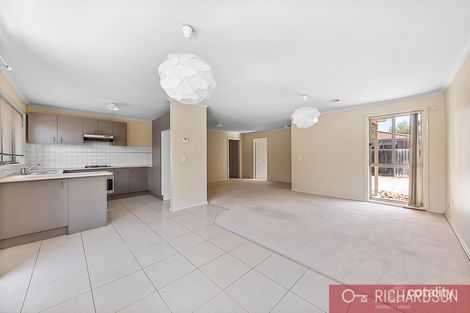 Property photo of 2/8 Anglia Court Werribee VIC 3030