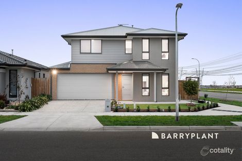 2 Bambusa Way, Clyde North, VIC 3978