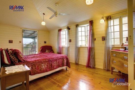 Property photo of 28 Mears Street Mysterton QLD 4812