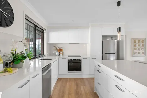 Property photo of 4 Sally Court Capalaba QLD 4157