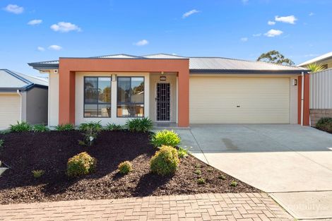 Property photo of 16 Nigel Lane Hackham SA 5163