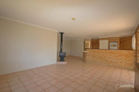 Property photo of 3 Wren Court Greenfields WA 6210