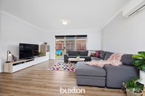 Property photo of 2/18 Curletts Road Lara VIC 3212