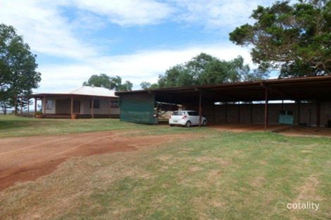 153 Bonds Rd, Wooroolin, QLD 4608