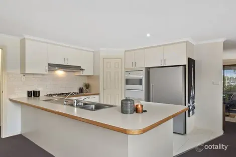 Property photo of 43 Wilmington Avenue Hoppers Crossing VIC 3029