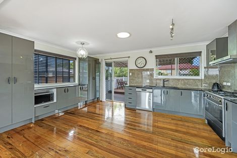 Property photo of 4 Fairlane Street Chermside West QLD 4032