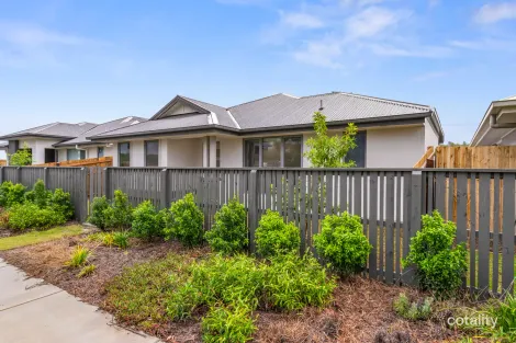 65 Lucas Dr, White Rock, QLD 4306